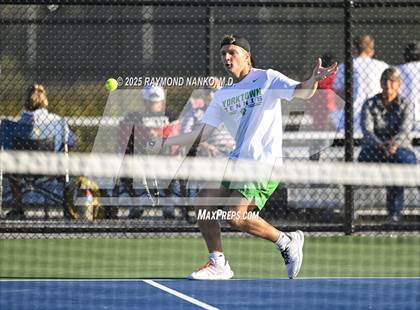 Thumbnail 3 in Norwell vs Yorktown (Delta Invitational) photogallery.