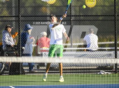 Thumbnail 2 in Norwell vs Yorktown (Delta Invitational) photogallery.