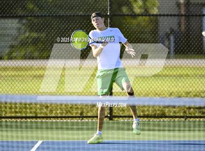 Thumbnail 3 in Norwell vs Yorktown (Delta Invitational) photogallery.