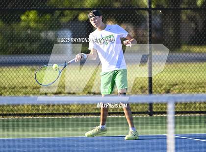 Thumbnail 2 in Norwell vs Yorktown (Delta Invitational) photogallery.