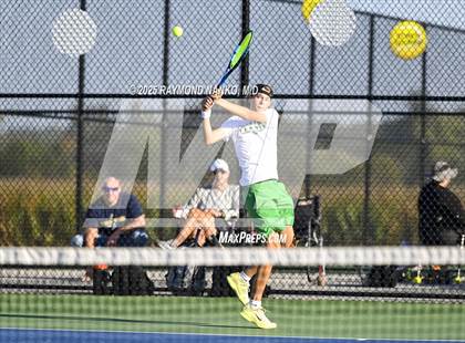 Thumbnail 3 in Norwell vs Yorktown (Delta Invitational) photogallery.