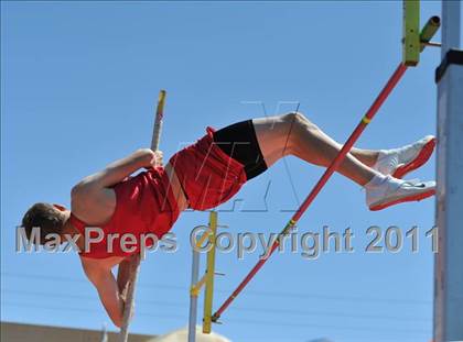 Thumbnail 2 in Sacramento Meet of Champions (Boys Pole Vault) photogallery.