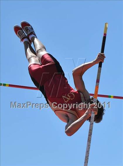 Thumbnail 3 in Sacramento Meet of Champions (Boys Pole Vault) photogallery.
