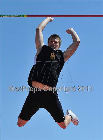 Thumbnail 1 in Sacramento Meet of Champions (Boys Pole Vault) photogallery.
