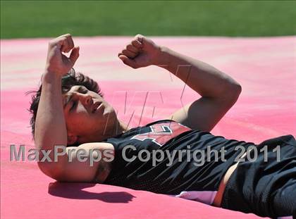 Thumbnail 3 in Sacramento Meet of Champions (Boys Pole Vault) photogallery.