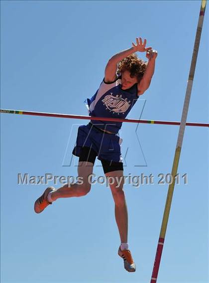 Thumbnail 1 in Sacramento Meet of Champions (Boys Pole Vault) photogallery.