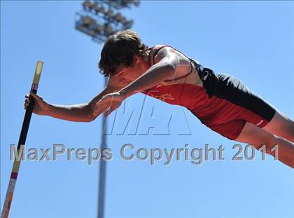 Thumbnail 1 in Sacramento Meet of Champions (Boys Pole Vault) photogallery.