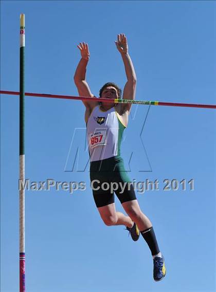 Thumbnail 1 in Sacramento Meet of Champions (Boys Pole Vault) photogallery.