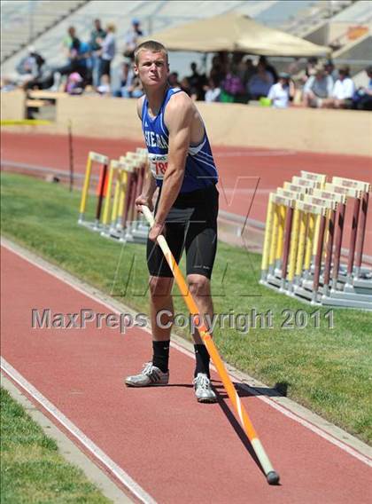 Thumbnail 3 in Sacramento Meet of Champions (Boys Pole Vault) photogallery.
