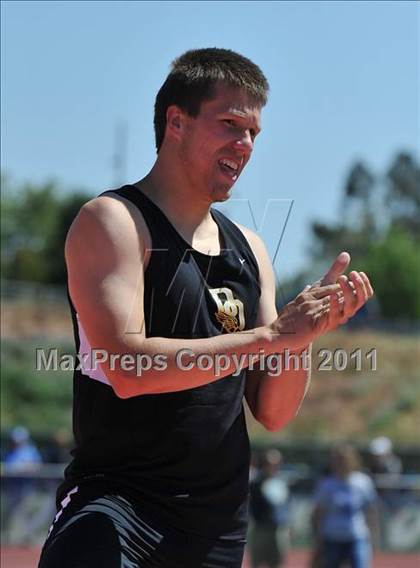 Thumbnail 3 in Sacramento Meet of Champions (Boys Pole Vault) photogallery.