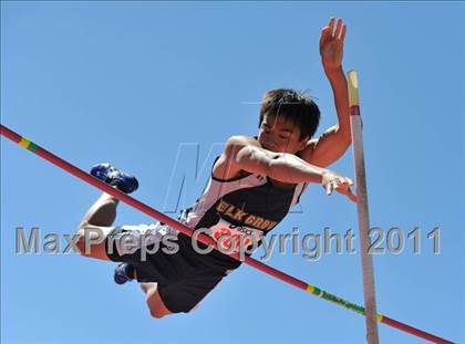 Thumbnail 2 in Sacramento Meet of Champions (Boys Pole Vault) photogallery.