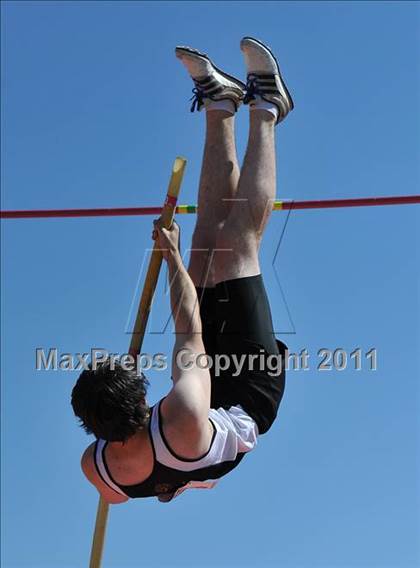 Thumbnail 2 in Sacramento Meet of Champions (Boys Pole Vault) photogallery.