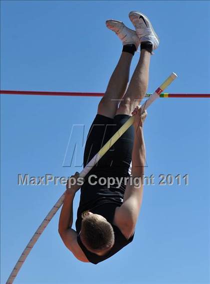 Thumbnail 2 in Sacramento Meet of Champions (Boys Pole Vault) photogallery.
