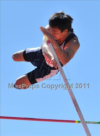 Thumbnail 1 in Sacramento Meet of Champions (Boys Pole Vault) photogallery.