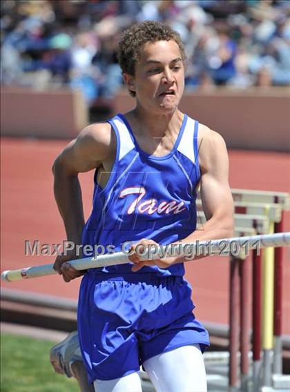 Thumbnail 1 in Sacramento Meet of Champions (Boys Pole Vault) photogallery.