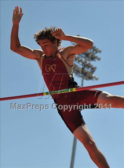 Thumbnail 1 in Sacramento Meet of Champions (Boys Pole Vault) photogallery.