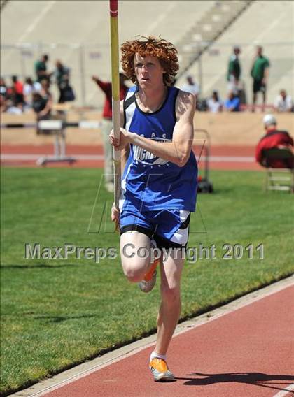 Thumbnail 3 in Sacramento Meet of Champions (Boys Pole Vault) photogallery.