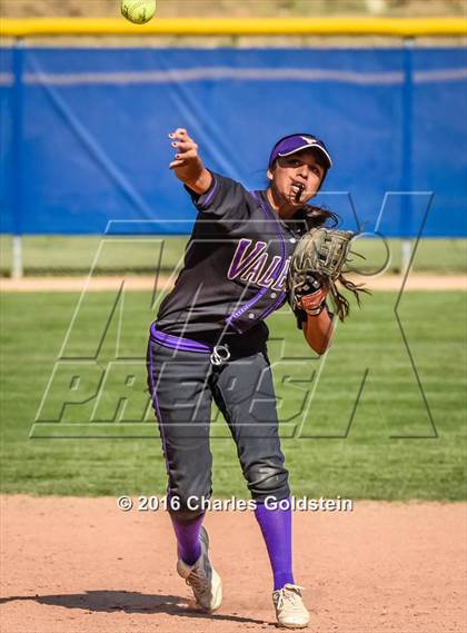 Thumbnail 3 in Valencia @ Agoura photogallery.