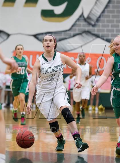 Thumbnail 2 in Woodgrove @ Loudoun Valley photogallery.