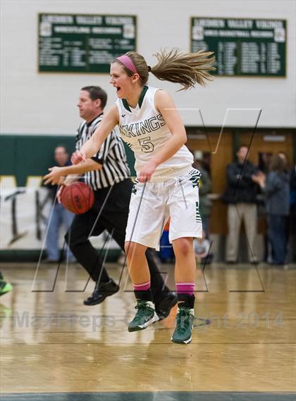 Thumbnail 1 in Woodgrove @ Loudoun Valley photogallery.
