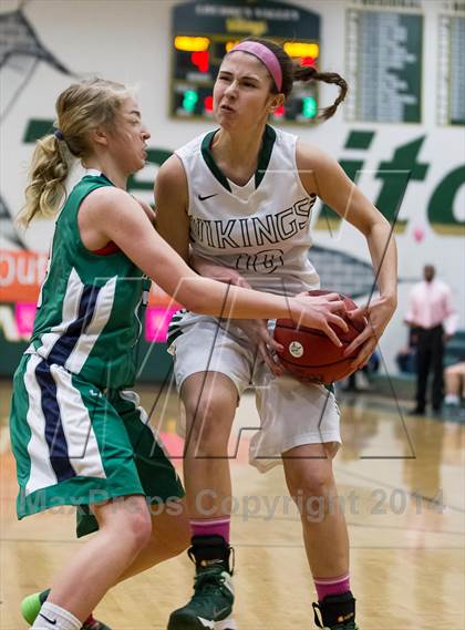Thumbnail 2 in Woodgrove @ Loudoun Valley photogallery.