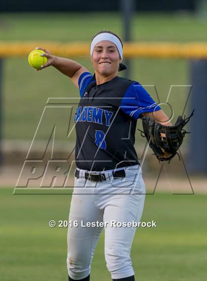 Thumbnail 3 in Hallettsville vs. Santa Gertrudis Academy (UIL 3A Regional Final) photogallery.