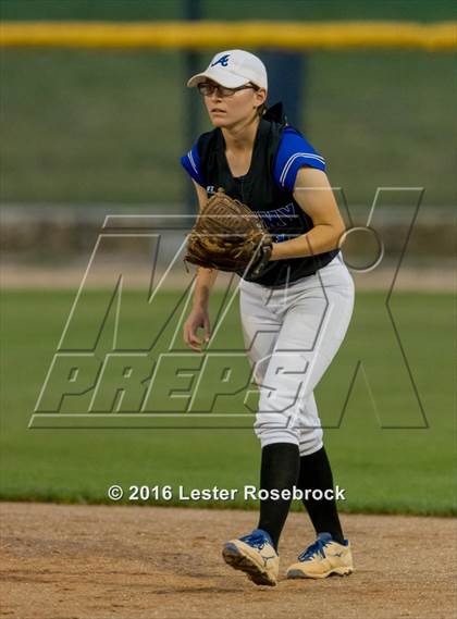 Thumbnail 3 in Hallettsville vs. Santa Gertrudis Academy (UIL 3A Regional Final) photogallery.