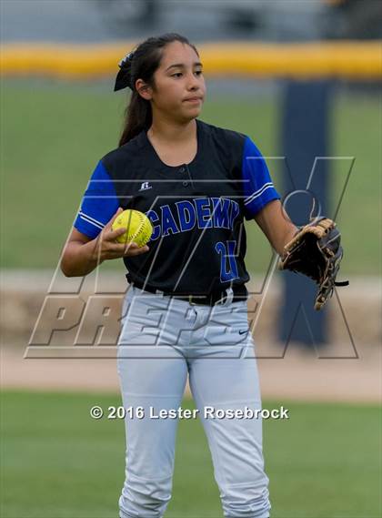 Thumbnail 3 in Hallettsville vs. Santa Gertrudis Academy (UIL 3A Regional Final) photogallery.