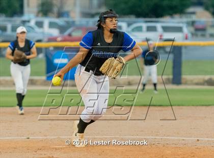 Thumbnail 2 in Hallettsville vs. Santa Gertrudis Academy (UIL 3A Regional Final) photogallery.