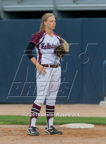 Thumbnail 2 in Hallettsville vs. Santa Gertrudis Academy (UIL 3A Regional Final) photogallery.