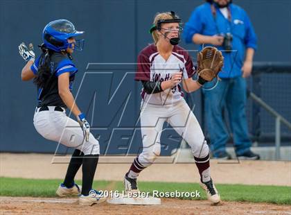 Thumbnail 3 in Hallettsville vs. Santa Gertrudis Academy (UIL 3A Regional Final) photogallery.