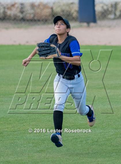 Thumbnail 3 in Hallettsville vs. Santa Gertrudis Academy (UIL 3A Regional Final) photogallery.