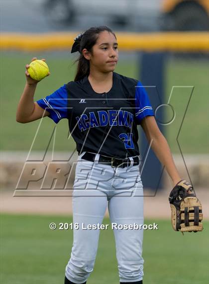 Thumbnail 2 in Hallettsville vs. Santa Gertrudis Academy (UIL 3A Regional Final) photogallery.