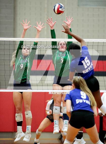 Thumbnail 2 in Guyer vs V.R. Eaton (UIL 6A Regional Semifinal) photogallery.