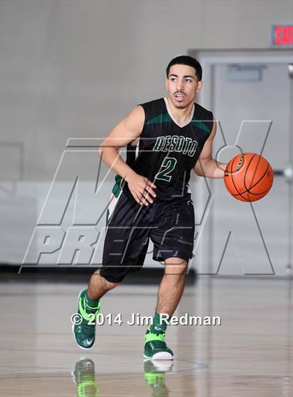 Thumbnail 2 in Atascocita vs. DeSoto (McDonald's Texas Invitational) photogallery.