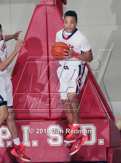 Thumbnail 3 in Atascocita vs. DeSoto (McDonald's Texas Invitational) photogallery.
