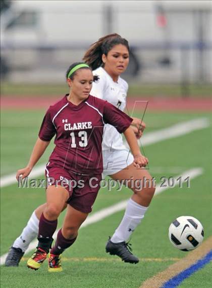 Thumbnail 1 in Clarke @ Bethpage  photogallery.