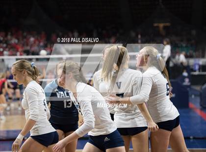 Thumbnail 2 in Chaparral vs. Valor Christian (CHSAA 5A State Final) photogallery.