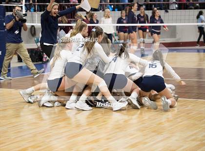 Thumbnail 2 in Chaparral vs. Valor Christian (CHSAA 5A State Final) photogallery.