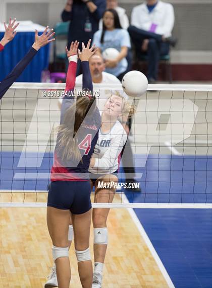 Thumbnail 3 in Chaparral vs. Valor Christian (CHSAA 5A State Final) photogallery.