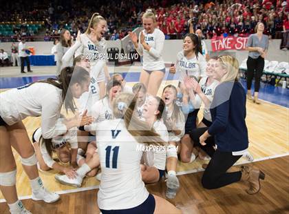 Thumbnail 1 in Chaparral vs. Valor Christian (CHSAA 5A State Final) photogallery.