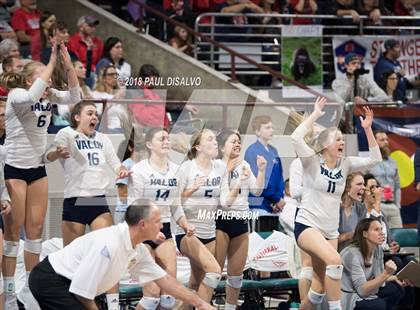 Thumbnail 2 in Chaparral vs. Valor Christian (CHSAA 5A State Final) photogallery.
