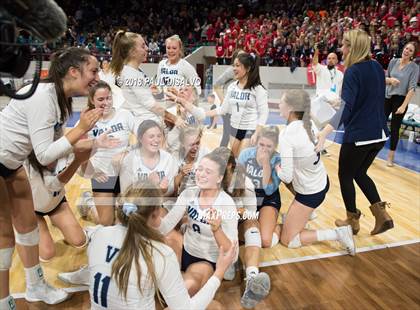 Thumbnail 1 in Chaparral vs. Valor Christian (CHSAA 5A State Final) photogallery.