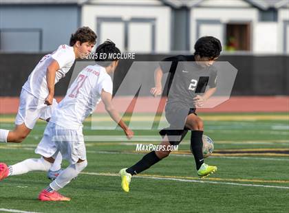 Thumbnail 3 in FR: Peninsula vs Mater Dei photogallery.