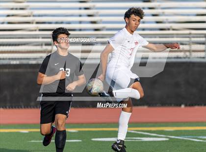 Thumbnail 2 in FR: Peninsula vs Mater Dei photogallery.