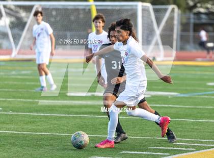 Thumbnail 1 in FR: Peninsula vs Mater Dei photogallery.