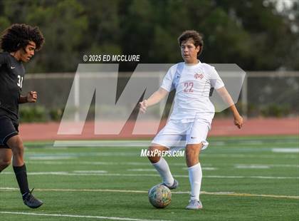 Thumbnail 3 in FR: Peninsula vs Mater Dei photogallery.