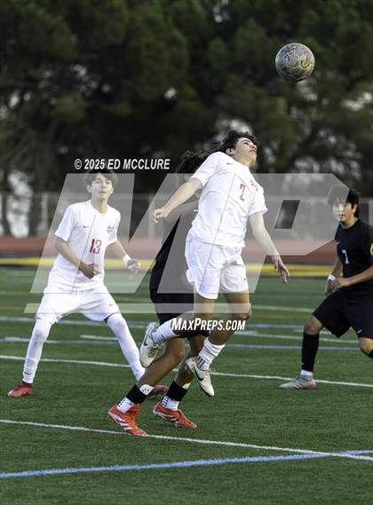 Thumbnail 1 in FR: Peninsula vs Mater Dei photogallery.