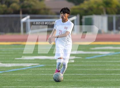 Thumbnail 1 in FR: Peninsula vs Mater Dei photogallery.