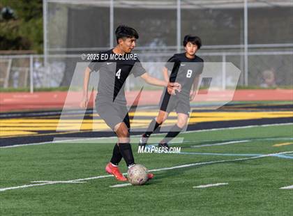 Thumbnail 2 in FR: Peninsula vs Mater Dei photogallery.